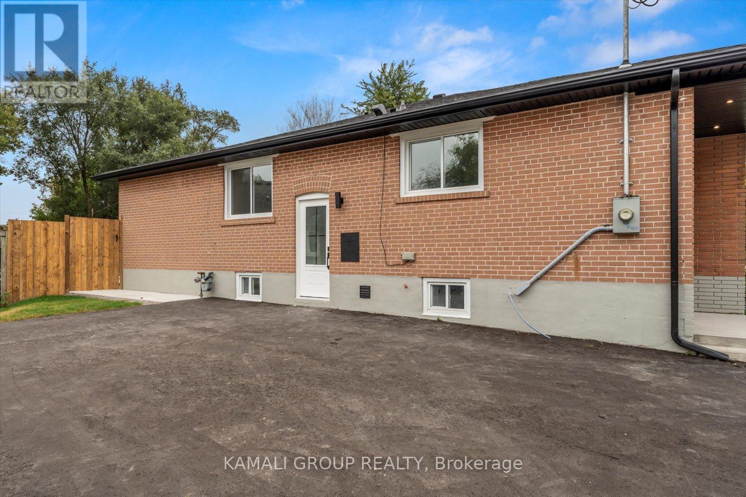 Bsmt - 63 Walter Avenue, Newmarket, Ontario  L3Y 2T4 - Photo 23 - N12462802