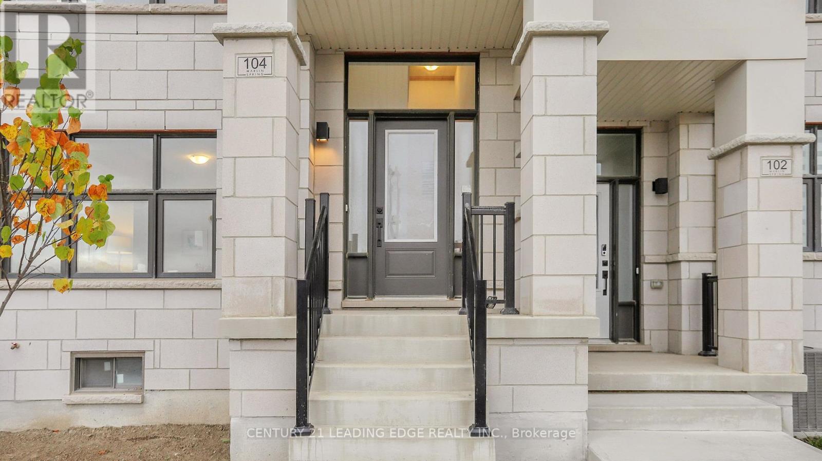 104 Lunay Drive, Richmond Hill, Ontario  L4S 0P2 - Photo 4 - N12462804