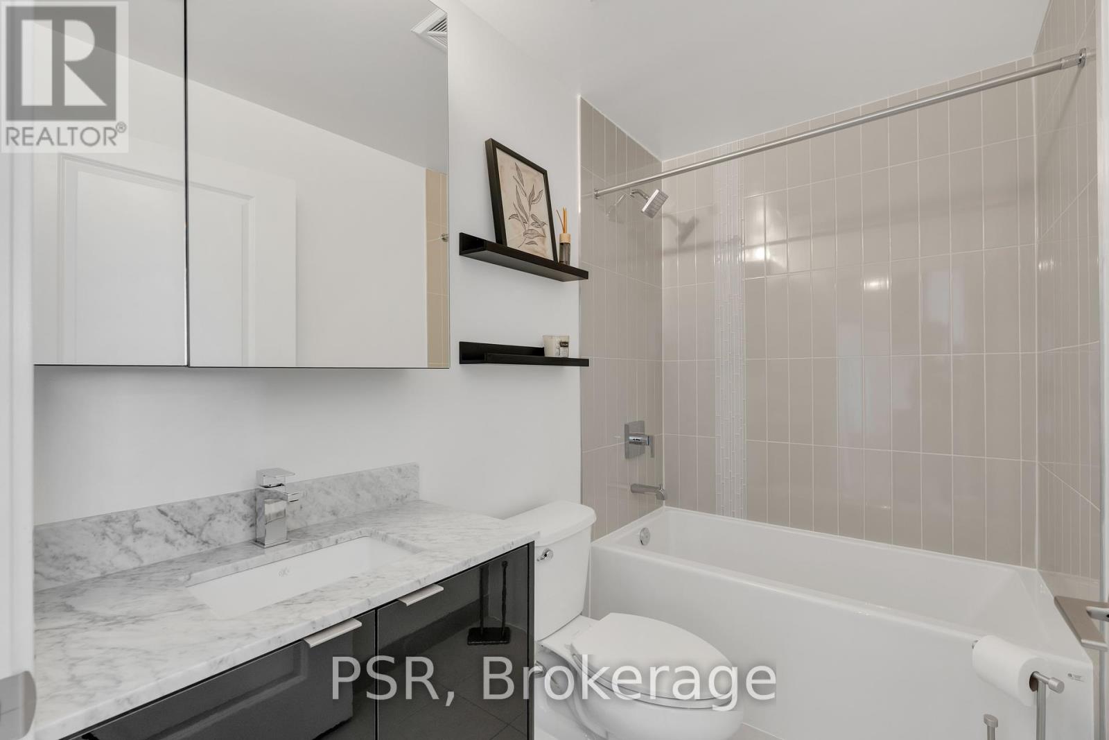 1029 - 100 Eagle Rock Way, Vaughan, Ontario  L6A 5B9 - Photo 11 - N12462825