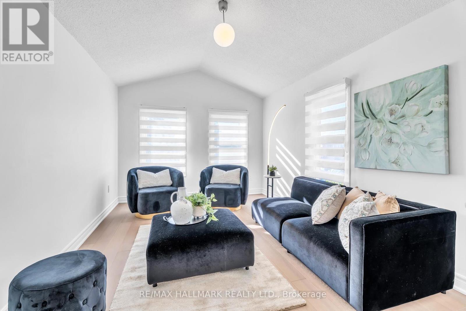 48 Bingham Street, Richmond Hill, Ontario  L4C 9R2 - Photo 21 - N12462836