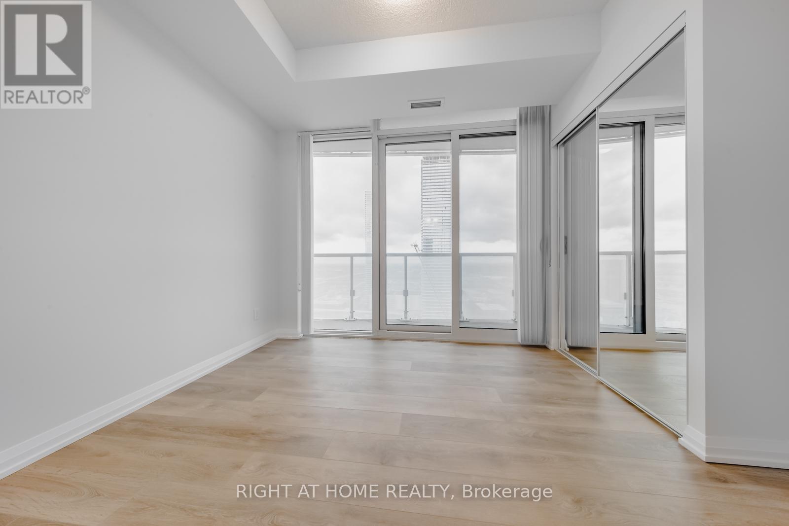 2513 - 7895 Jane St Street, Vaughan, Ontario  L4K 2M7 - Photo 10 - N12462852