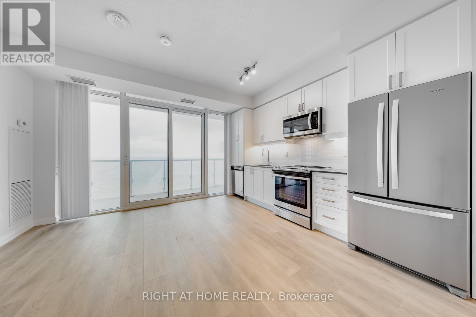 2513 - 7895 Jane St Street, Vaughan, Ontario  L4K 2M7 - Photo 11 - N12462852