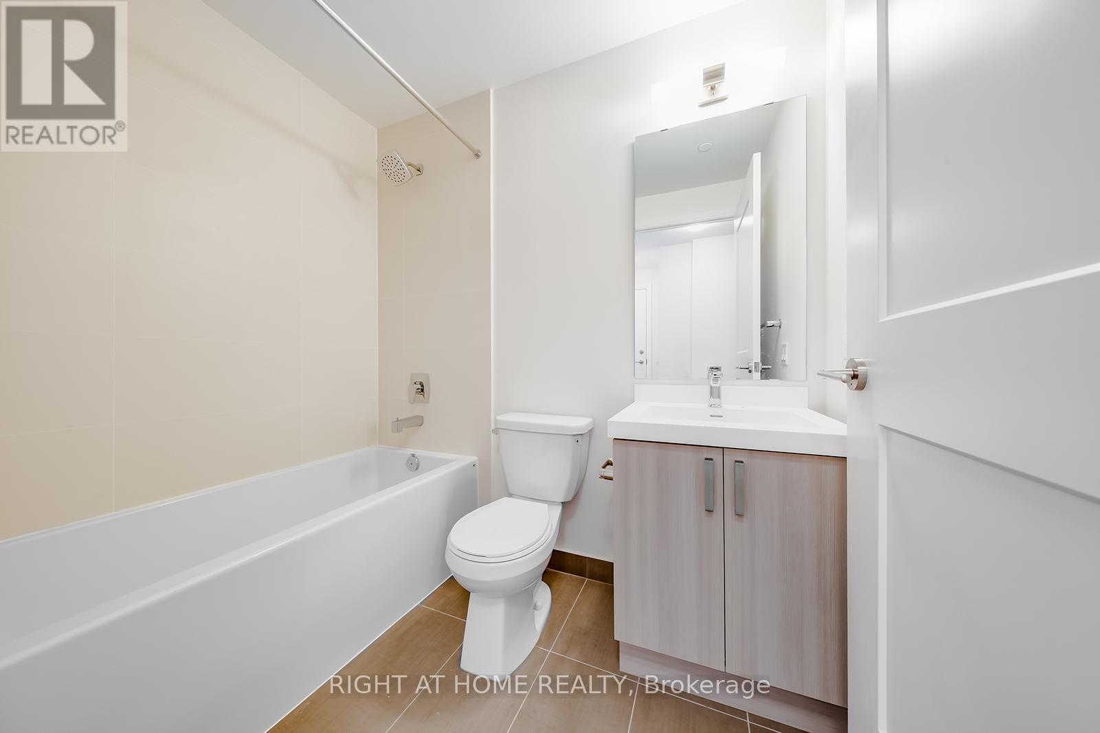 2513 - 7895 Jane St Street, Vaughan, Ontario  L4K 2M7 - Photo 6 - N12462852