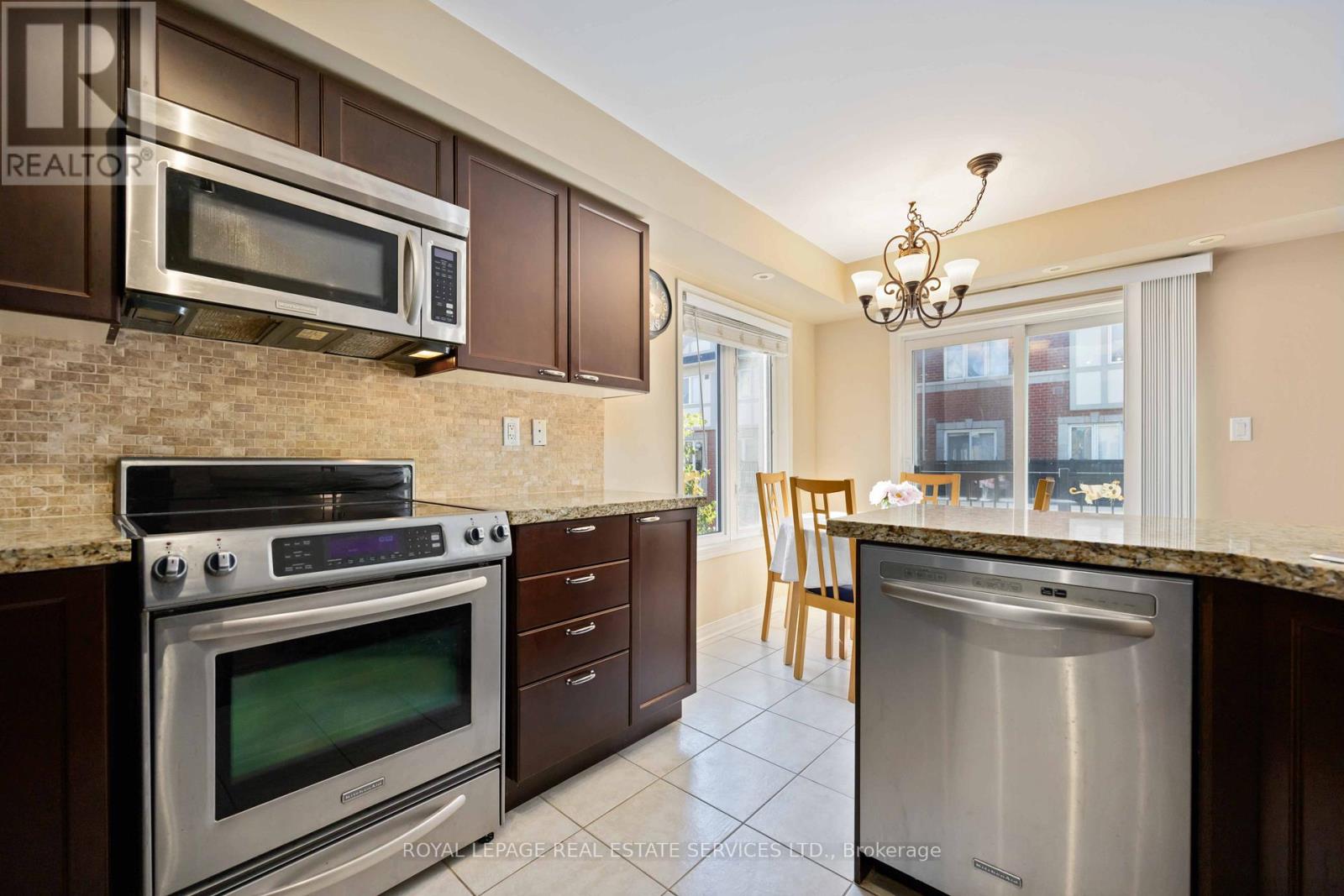 2179 Bur Oak Avenue, Markham, Ontario  L6E 0C4 - Photo 15 - N12462857