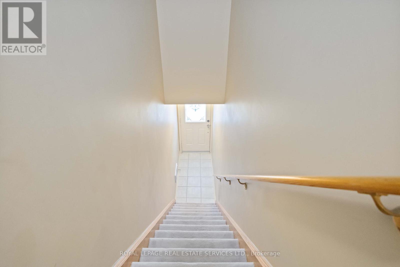 2179 Bur Oak Avenue, Markham, Ontario  L6E 0C4 - Photo 5 - N12462857