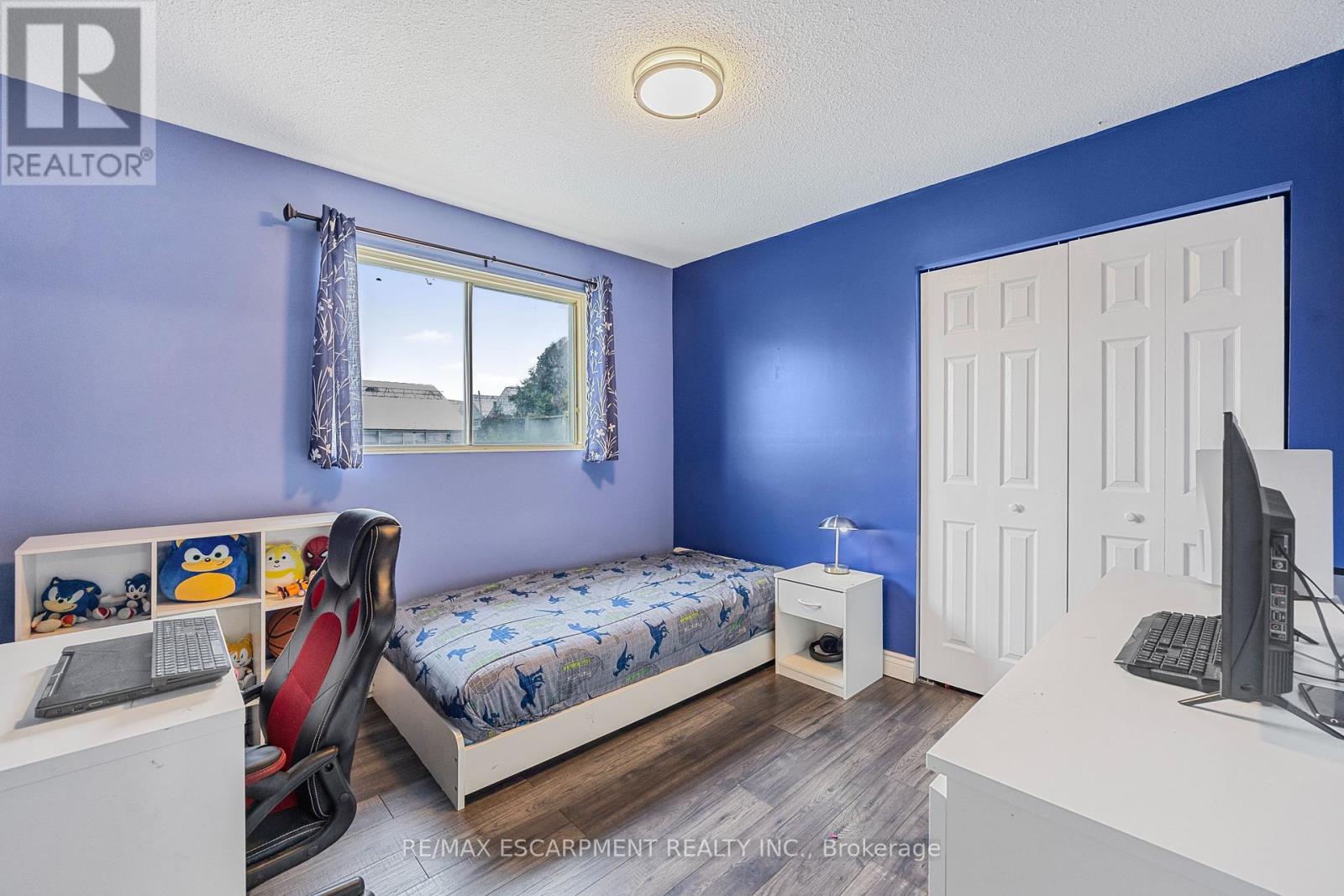 1196 Dowland Crescent, Burlington, Ontario  L7T 4C9 - Photo 24 - W12427132