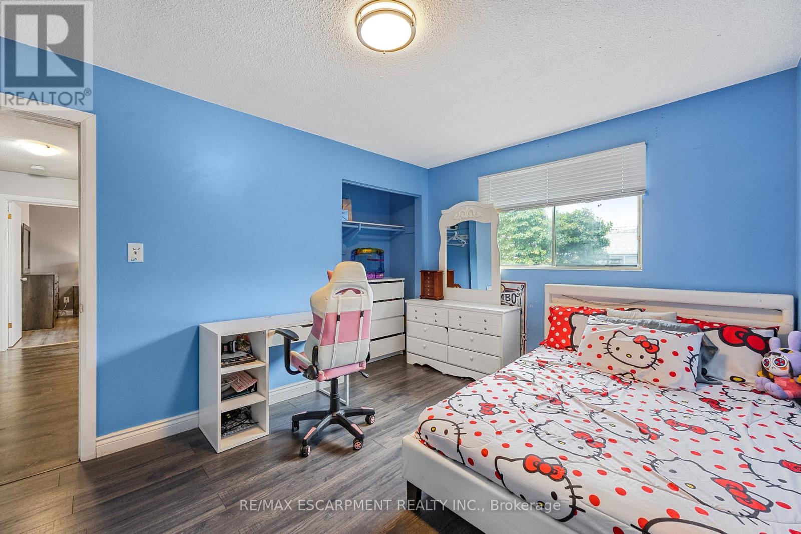 1196 Dowland Crescent, Burlington, Ontario  L7T 4C9 - Photo 22 - W12427132