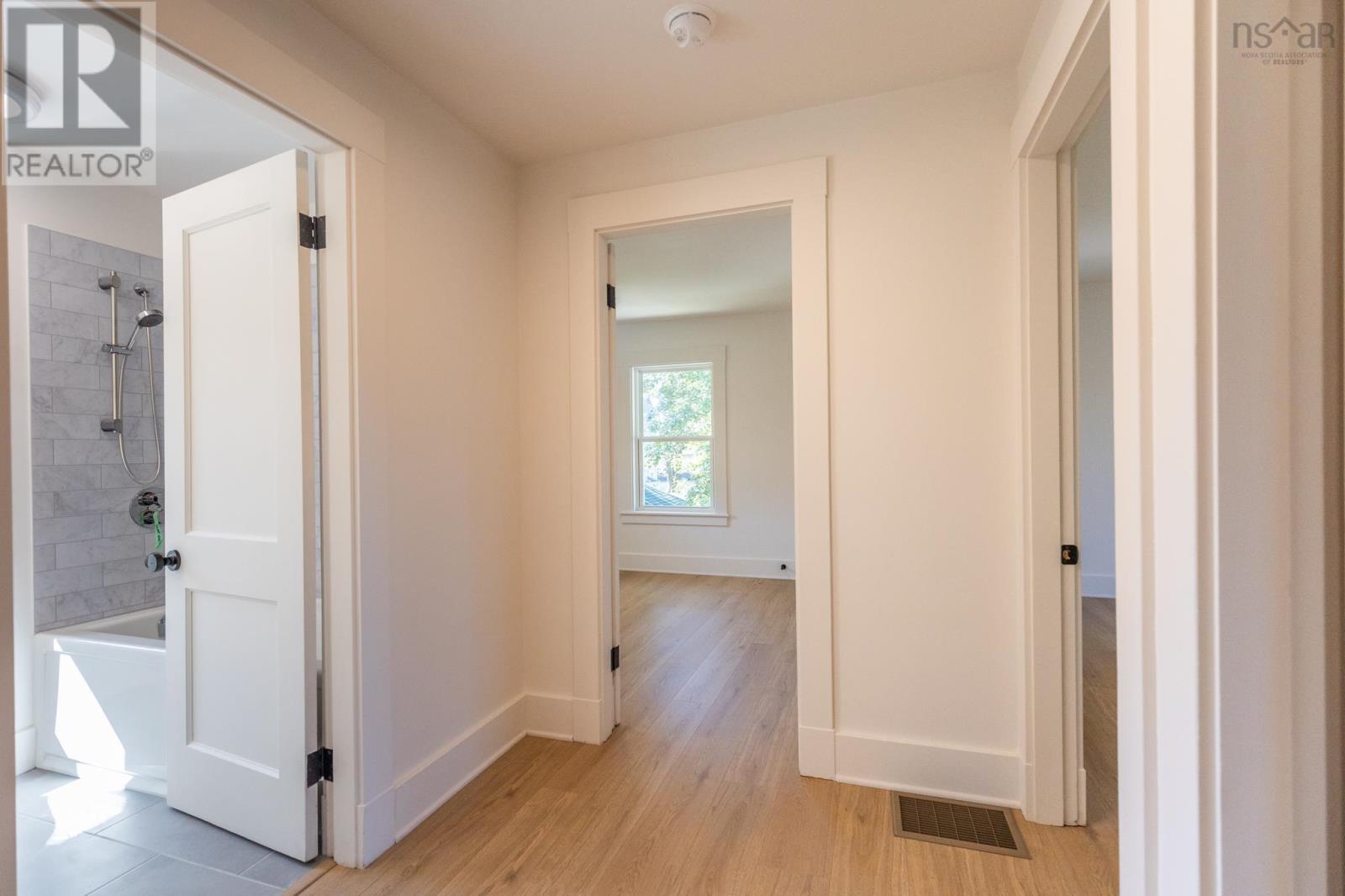 19 Cumberland Street, Yarmouth, Nova Scotia  B5A 5K4 - Photo 26 - 202525355