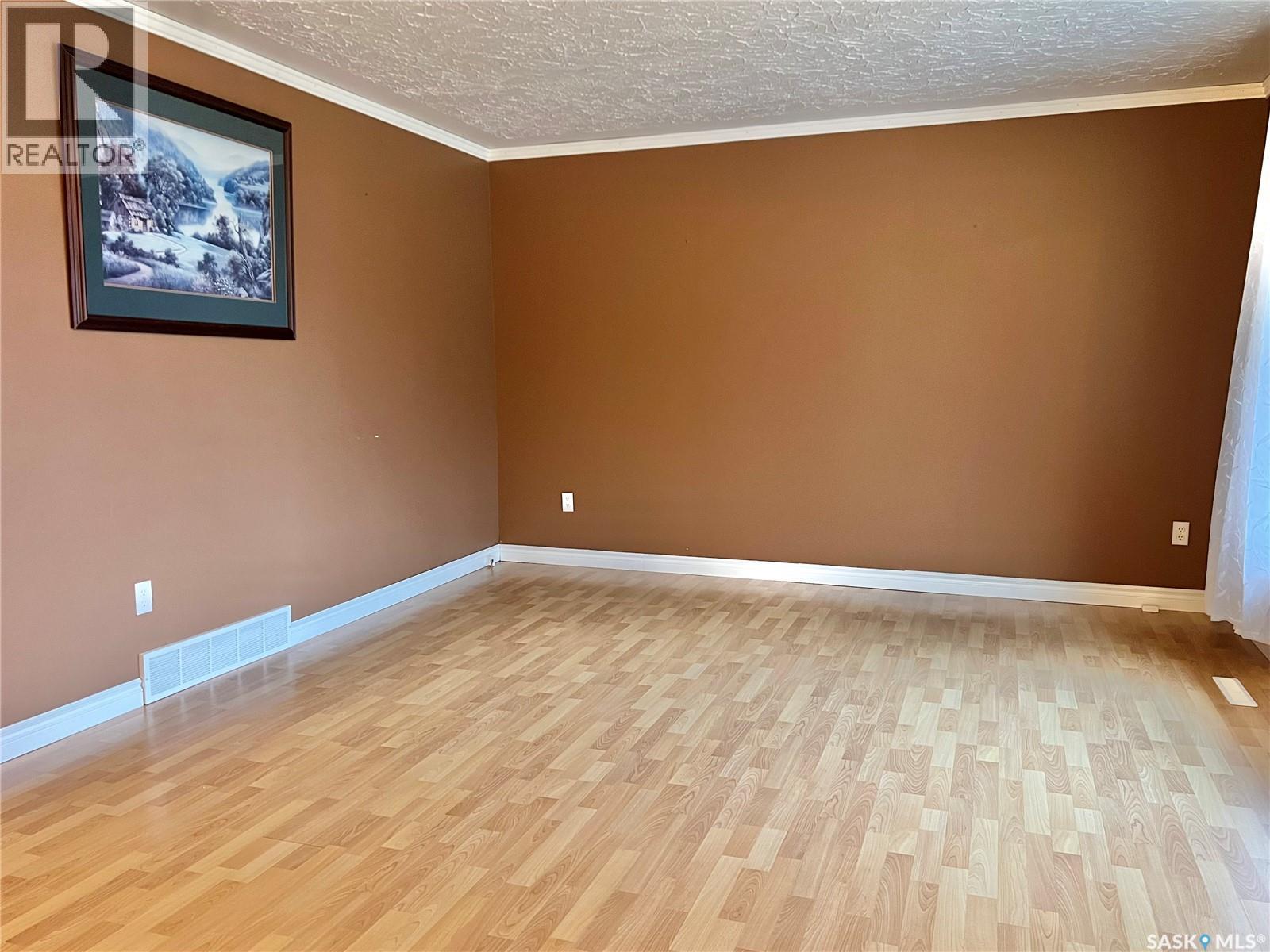 631 Macleod Avenue E, Melfort, Saskatchewan  S0E 1A0 - Photo 21 - SK020831