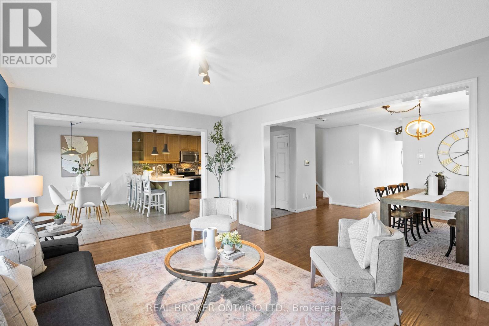 565 Attenborough Terrace, Milton, Ontario  L9T 8H6 - Photo 6 - W12462823