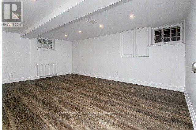 Main - 36 Glenholme Avenue, Toronto, Ontario  M6H 3A9 - Photo 13 - W12462824
