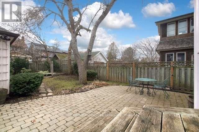 Main - 36 Glenholme Avenue, Toronto, Ontario  M6H 3A9 - Photo 16 - W12462824