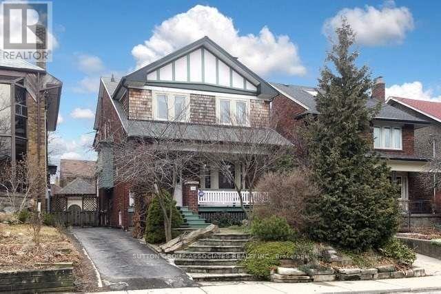 Main - 36 Glenholme Avenue, Toronto, Ontario  M6H 3A9 - Photo 2 - W12462824