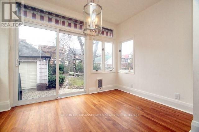 Main - 36 Glenholme Avenue, Toronto, Ontario  M6H 3A9 - Photo 3 - W12462824