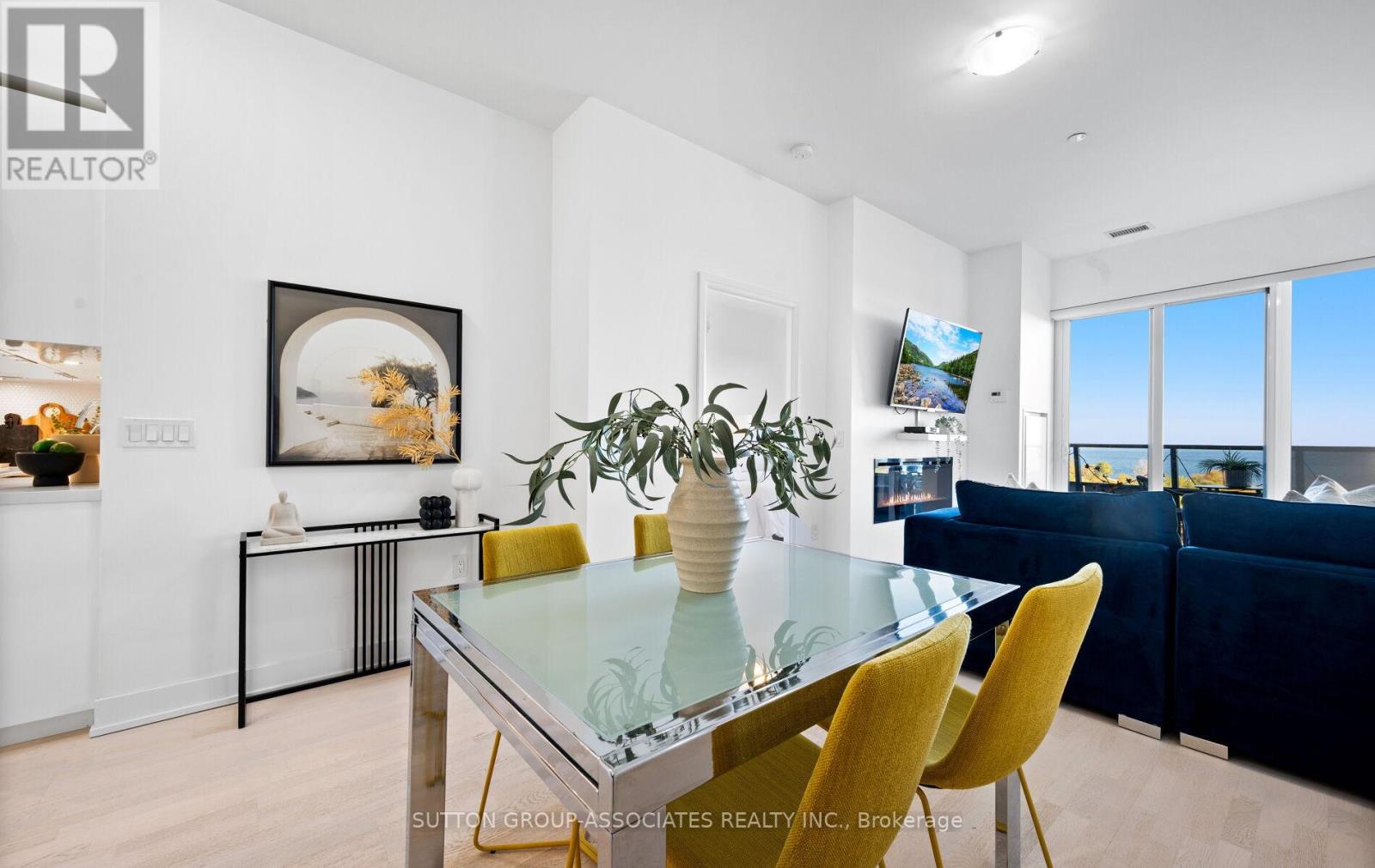 703 - 20 Shore Breeze Drive, Toronto, Ontario  M8V 0C7 - Photo 12 - W12462828