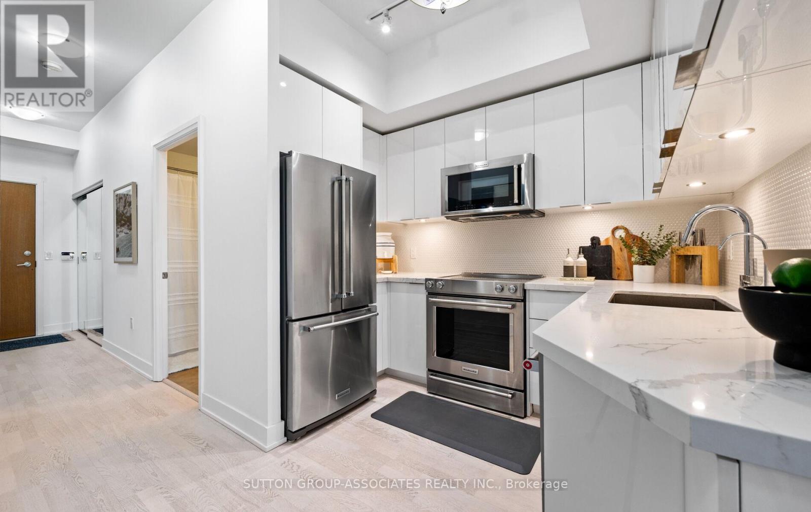 703 - 20 Shore Breeze Drive, Toronto, Ontario  M8V 0C7 - Photo 14 - W12462828
