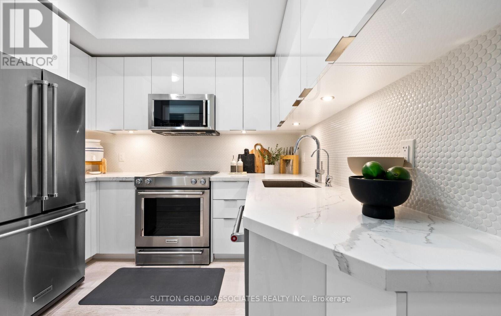 703 - 20 Shore Breeze Drive, Toronto, Ontario  M8V 0C7 - Photo 16 - W12462828