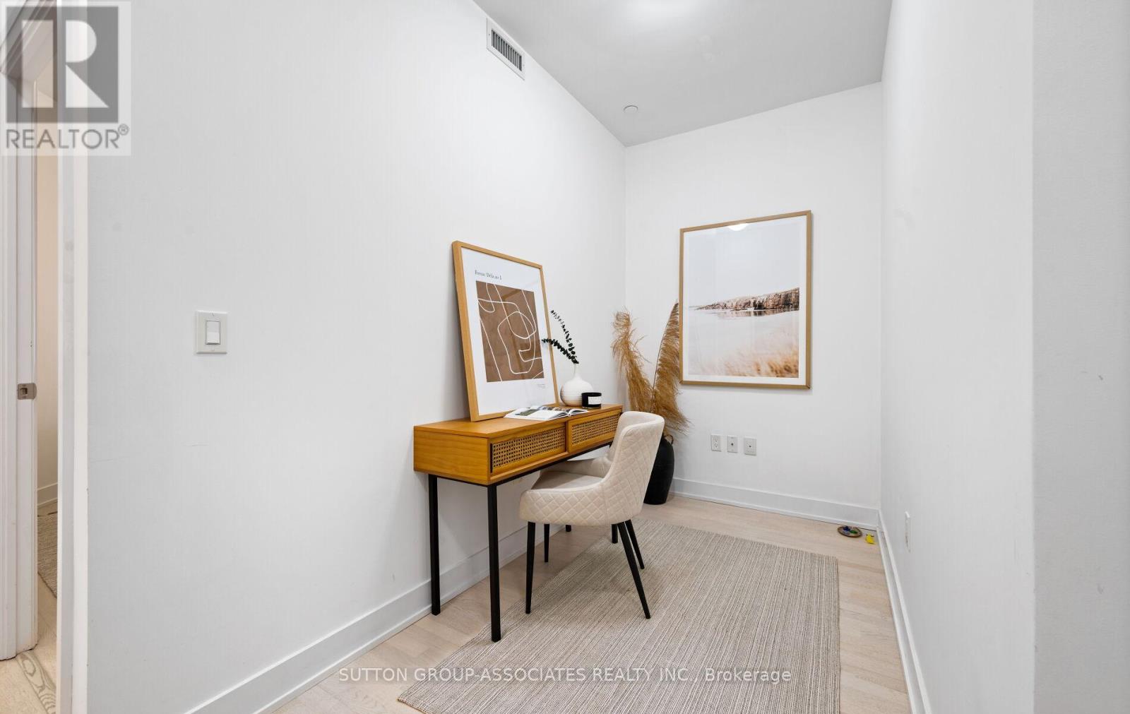 703 - 20 Shore Breeze Drive, Toronto, Ontario  M8V 0C7 - Photo 5 - W12462828
