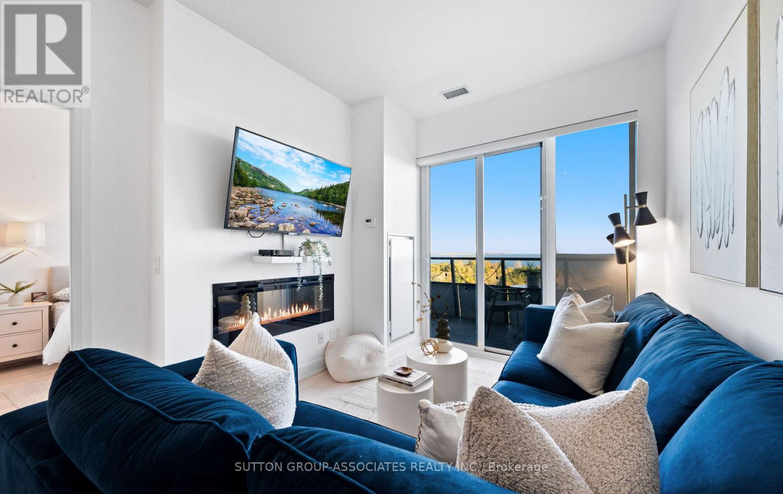 703 - 20 Shore Breeze Drive, Toronto, Ontario  M8V 0C7 - Photo 8 - W12462828