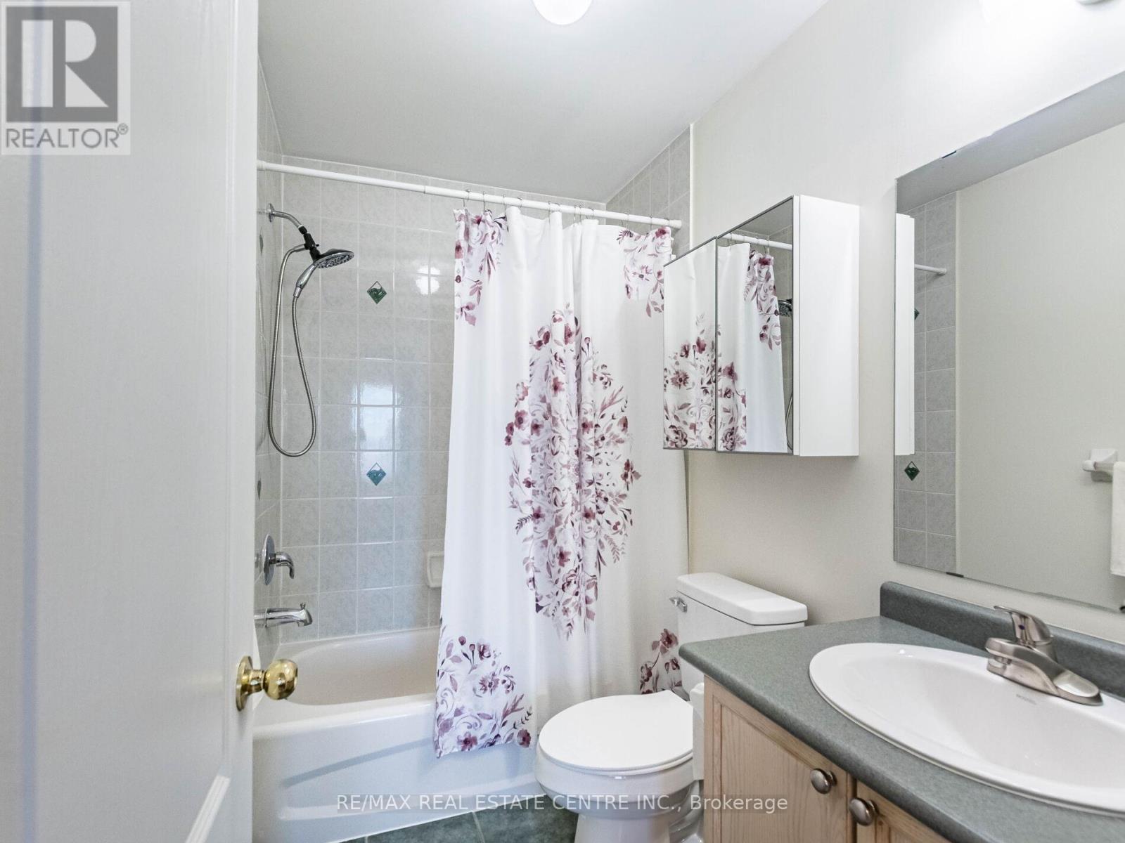 1240 Chapman Crescent, Milton, Ontario  L9T 6G3 - Photo 27 - W12462867