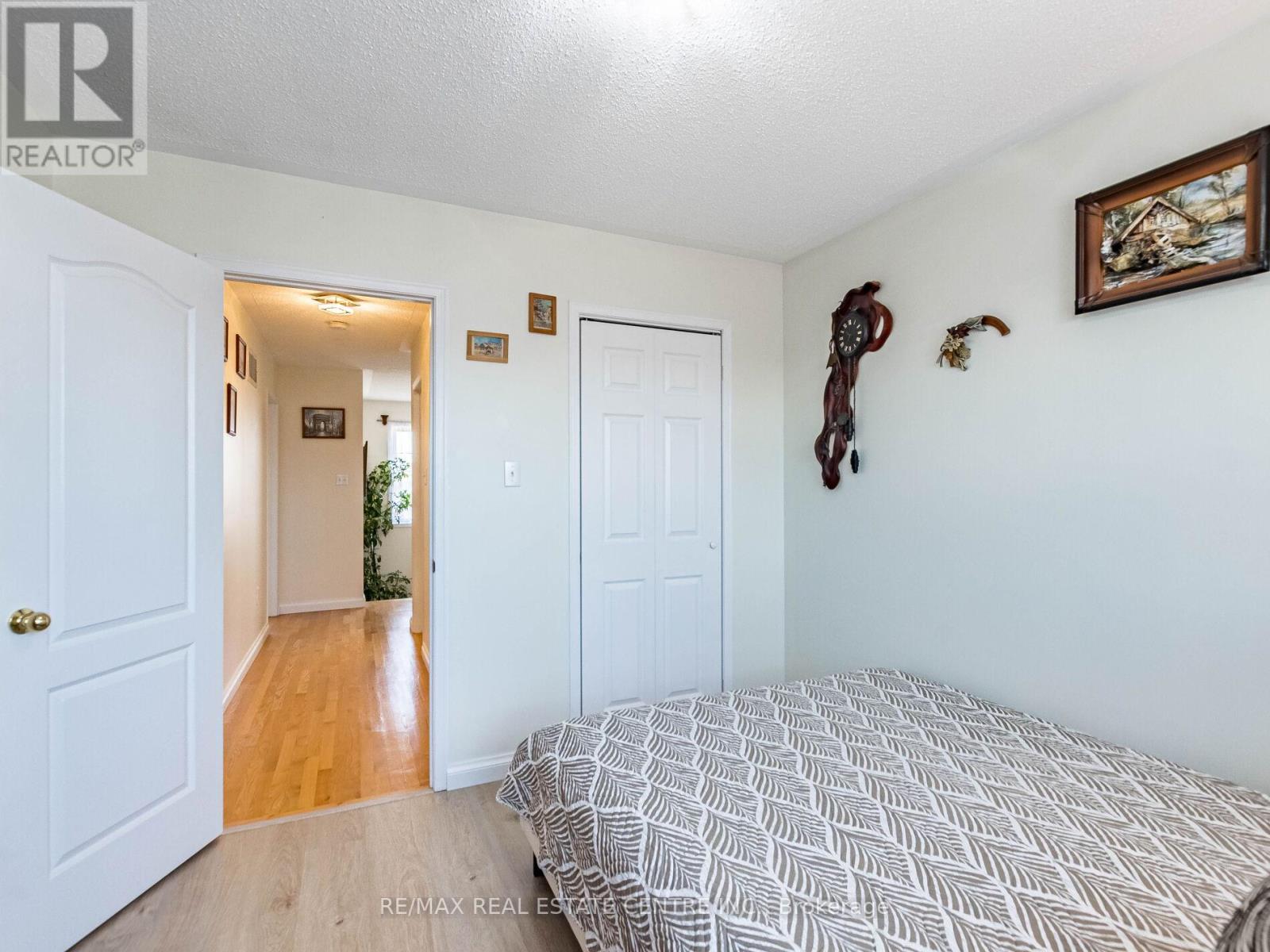1240 Chapman Crescent, Milton, Ontario  L9T 6G3 - Photo 30 - W12462867