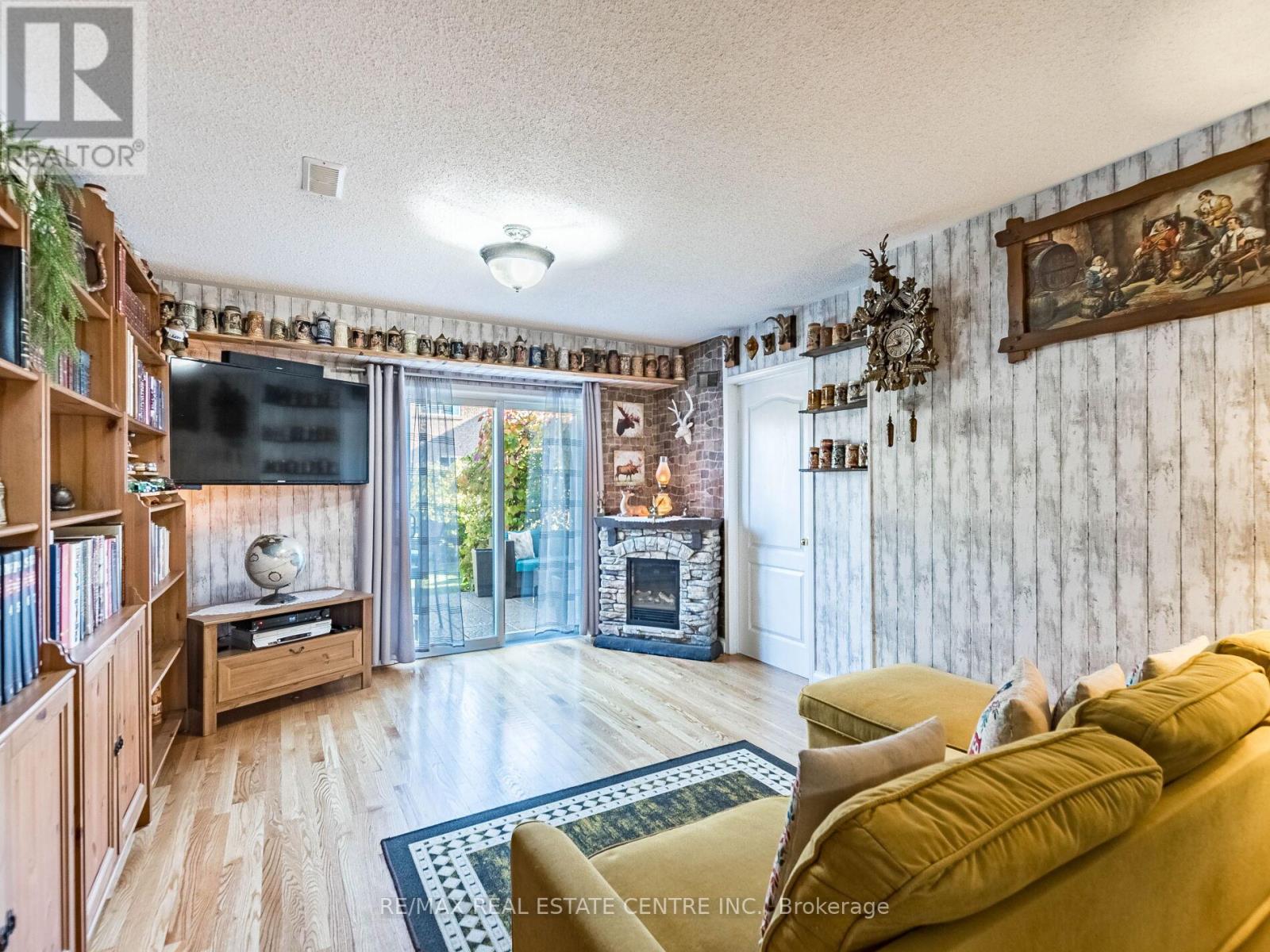 1240 Chapman Crescent, Milton, Ontario  L9T 6G3 - Photo 35 - W12462867