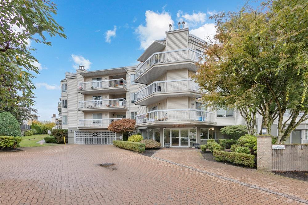 206 9299 121 STREET, Surrey, British Columbia