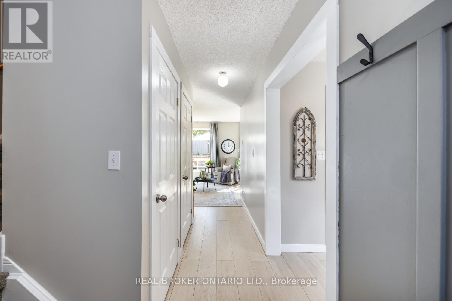 13 Fieldcrest Avenue, Clarington, Ontario  L1E 2X3 - Photo 4 - E12463135