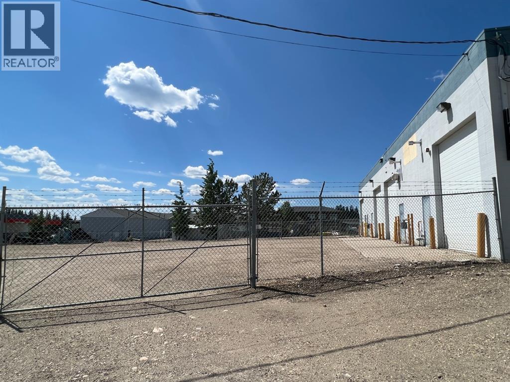 5933 4 Avenue, Edson, Alberta  T7E 1L9 - Photo 4 - A2099387