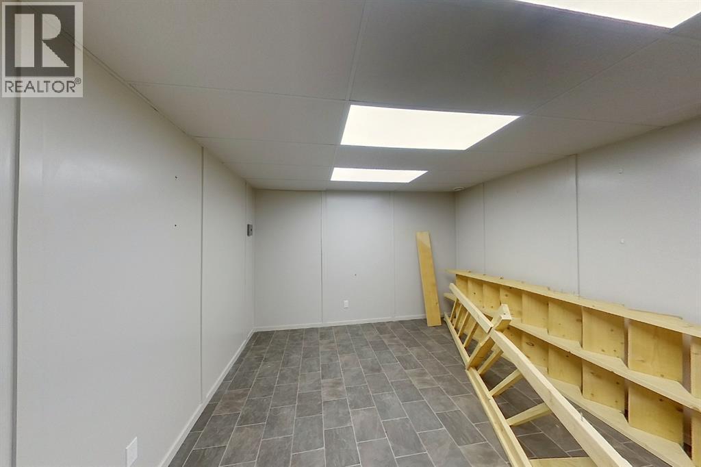 5933 4 Avenue, Edson, Alberta  T7E 1L9 - Photo 38 - A2099387