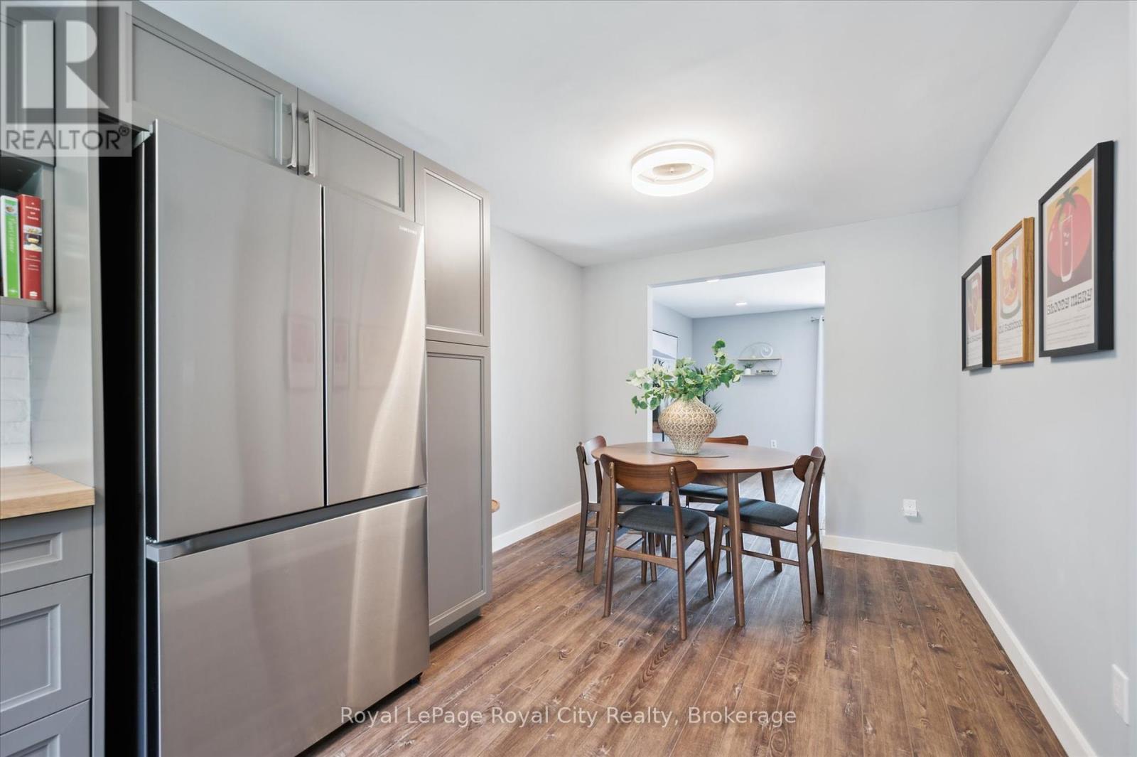 16 - 120 Country Club Drive, Guelph, Ontario  N1E 3K7 - Photo 4 - X12463037