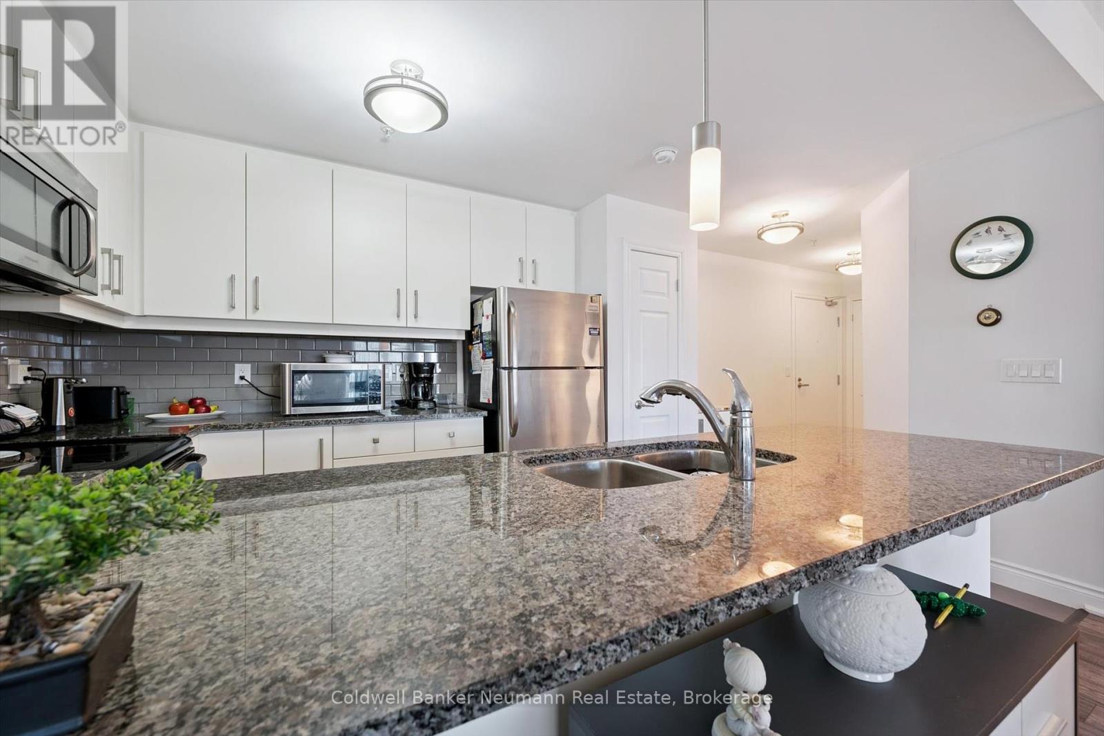 304 - 106 Bard Boulevard, Guelph, Ontario  N1L 0L8 - Photo 16 - X12463099