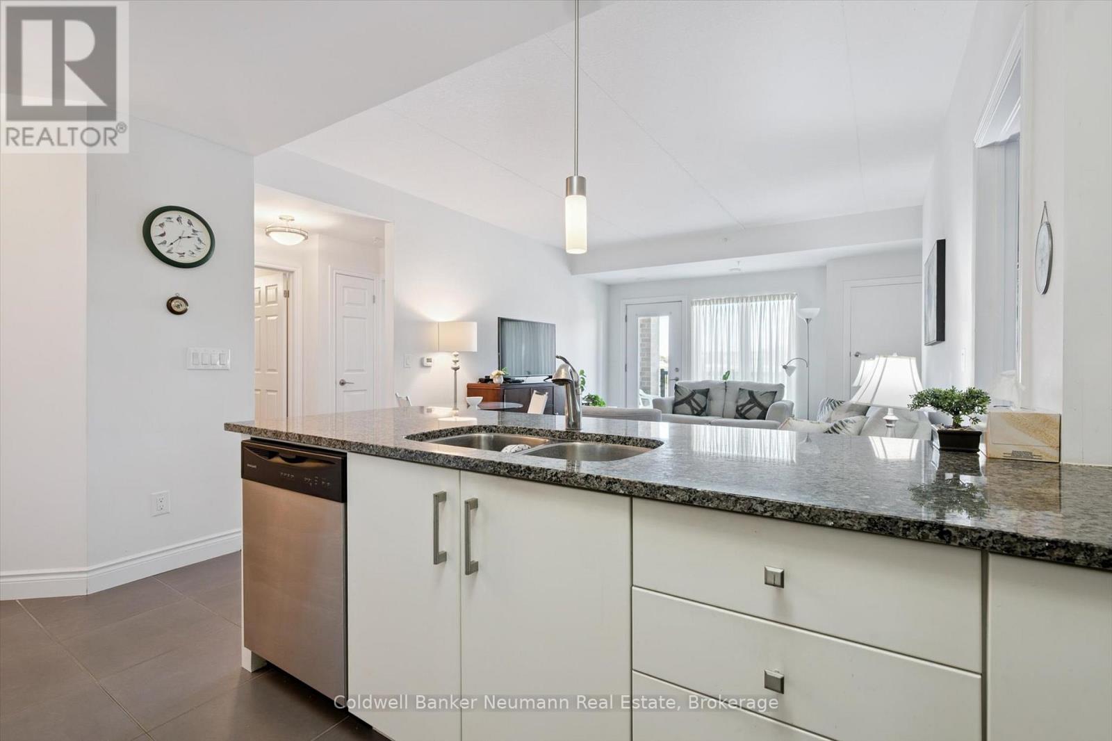 304 - 106 Bard Boulevard, Guelph, Ontario  N1L 0L8 - Photo 18 - X12463099