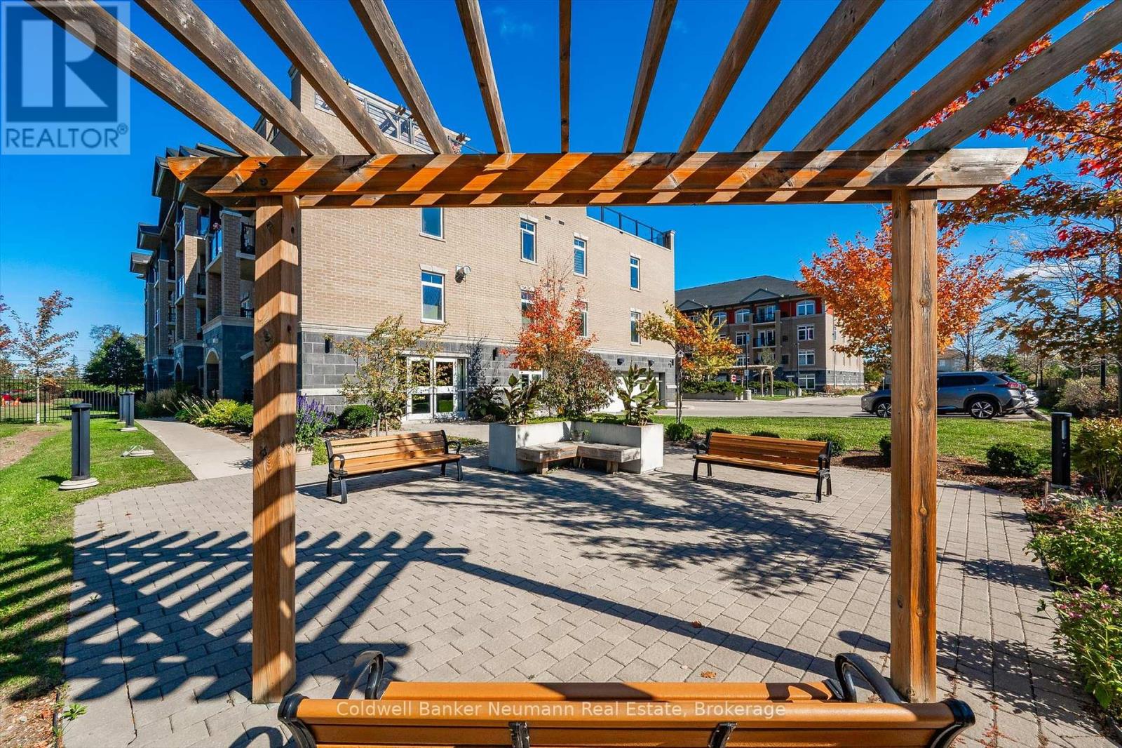 304 - 106 Bard Boulevard, Guelph, Ontario  N1L 0L8 - Photo 4 - X12463099