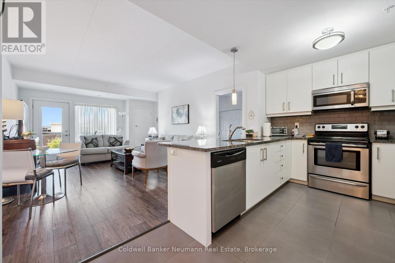 304 - 106 Bard Boulevard, Guelph, Ontario  N1L 0L8 - Photo 8 - X12463099
