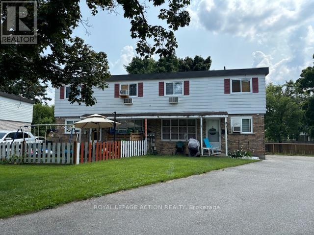 19 Brenda Court, Brantford, Ontario  N3R 2L8 - Photo 1 - X12462848