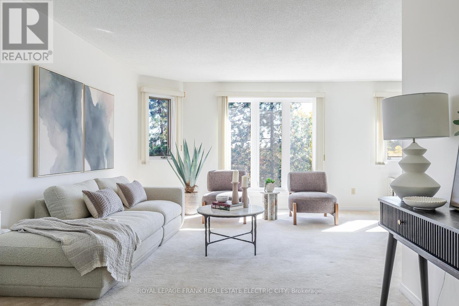 30 - 36 CHAMPLAIN CRESCENT, Peterborough, Ontario