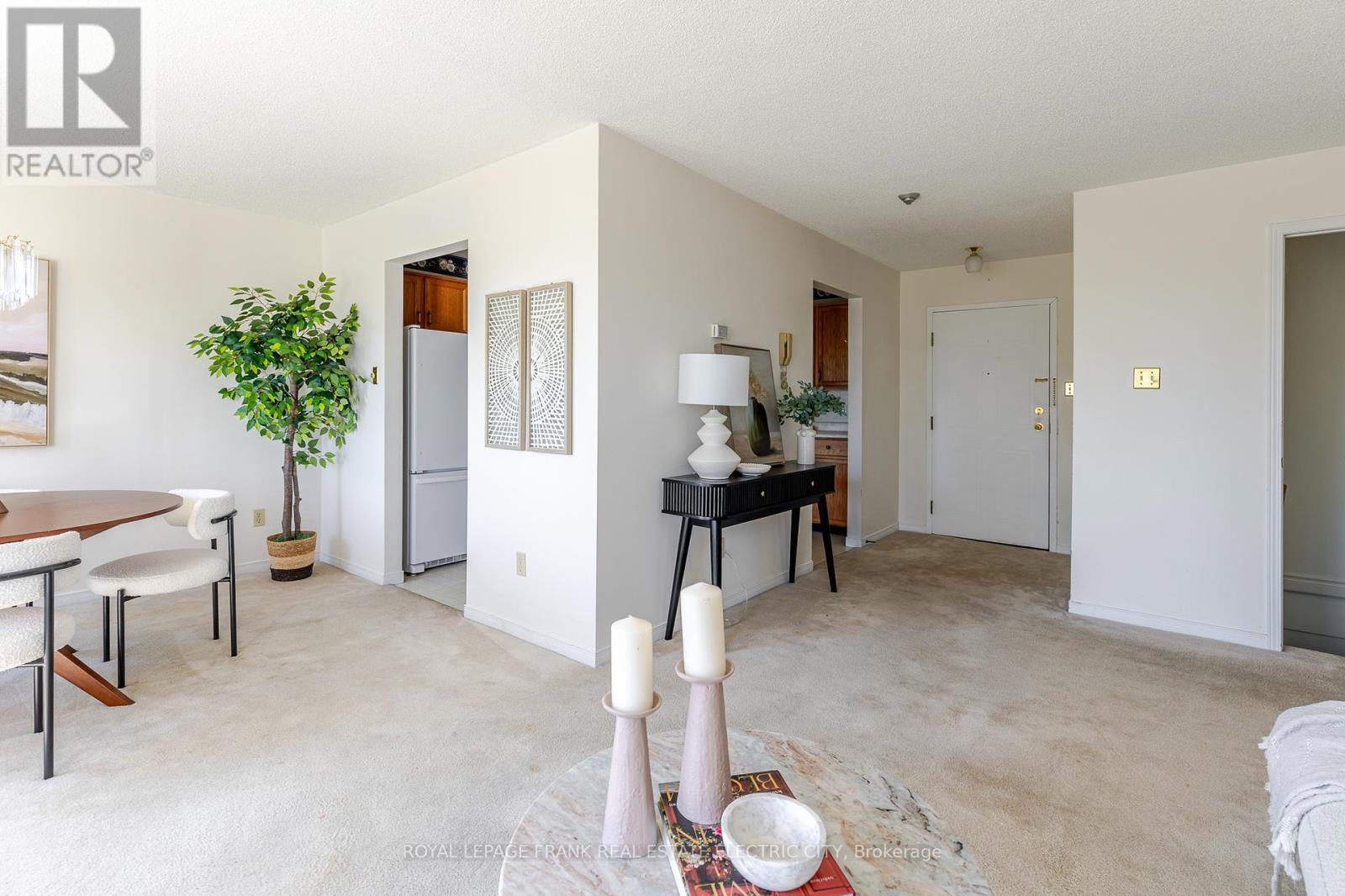 30 - 36 Champlain Crescent, Peterborough, Ontario  K9L 1T1 - Photo 13 - X12463009