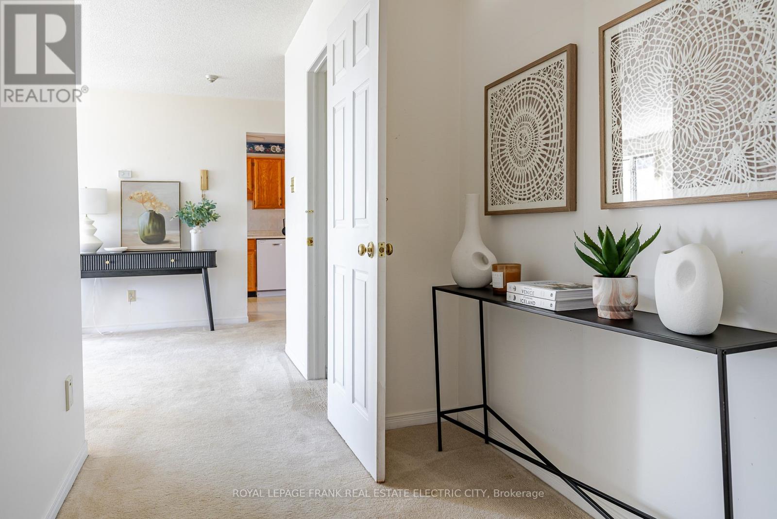 30 - 36 Champlain Crescent, Peterborough, Ontario  K9L 1T1 - Photo 23 - X12463009