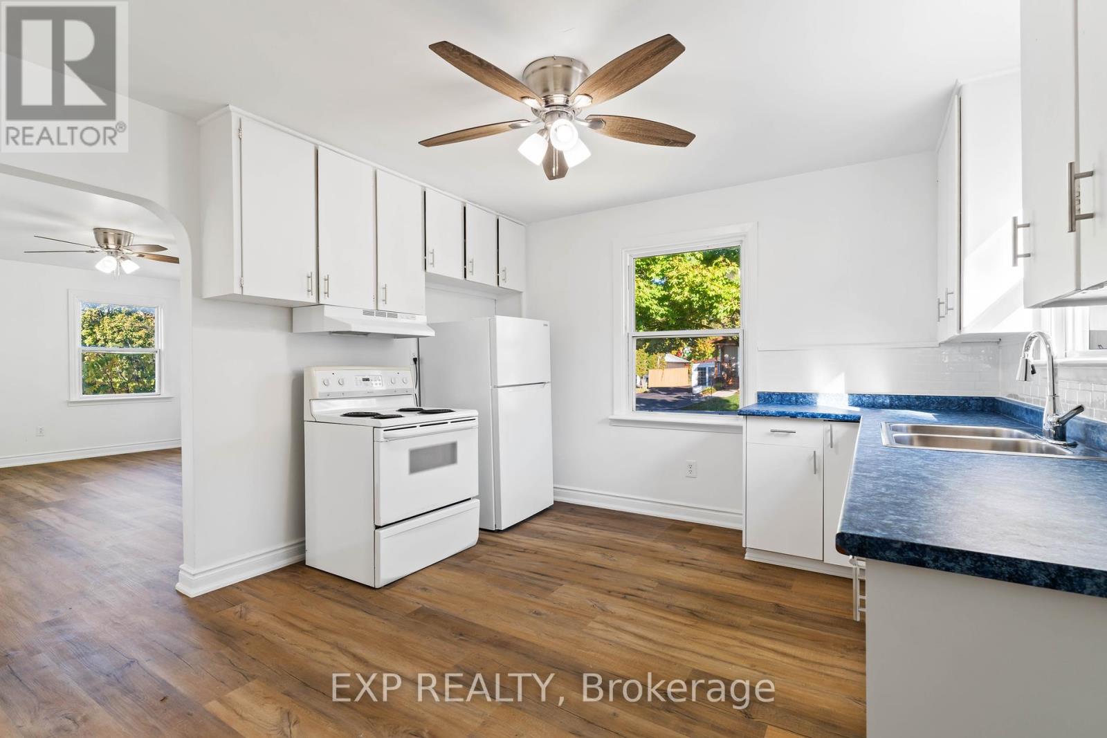 16 Valleyview Crescent, Belleville, Ontario  K8P 3G1 - Photo 13 - X12463055