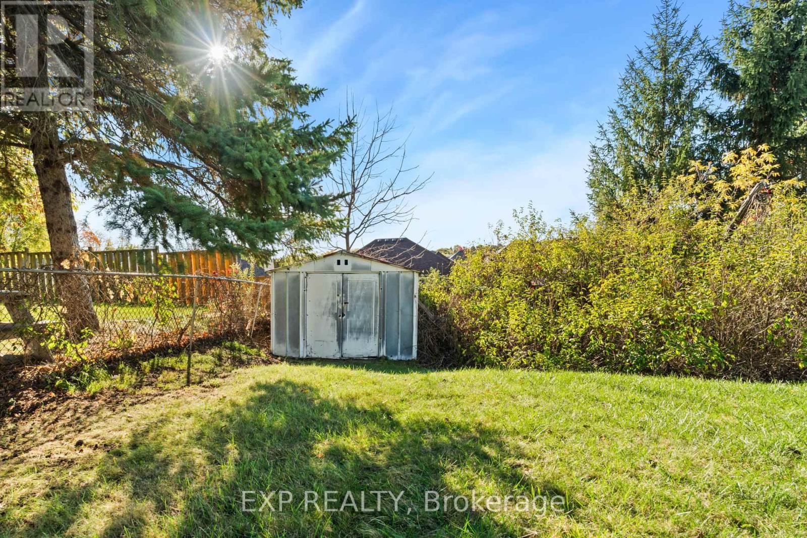 16 Valleyview Crescent, Belleville, Ontario  K8P 3G1 - Photo 26 - X12463055