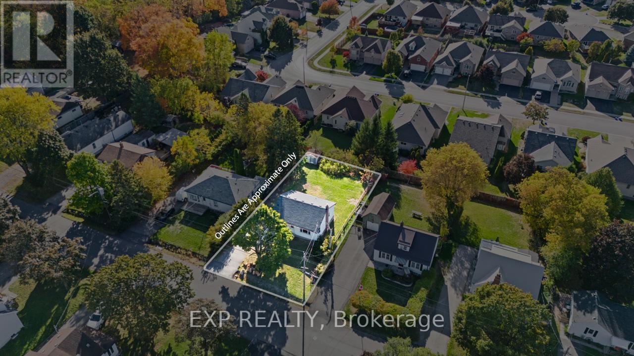 16 Valleyview Crescent, Belleville, Ontario  K8P 3G1 - Photo 28 - X12463055