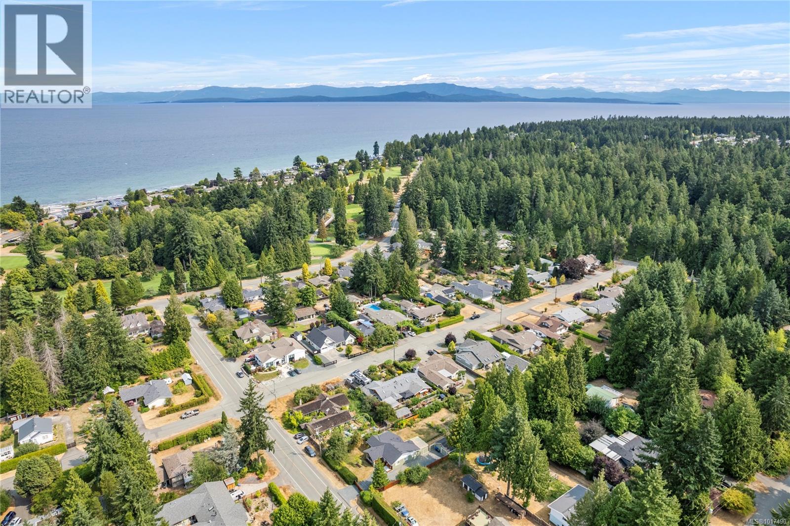 572 Berwick Rd, Qualicum Beach, British Columbia  V9K 1L1 - Photo 77 - 1017490