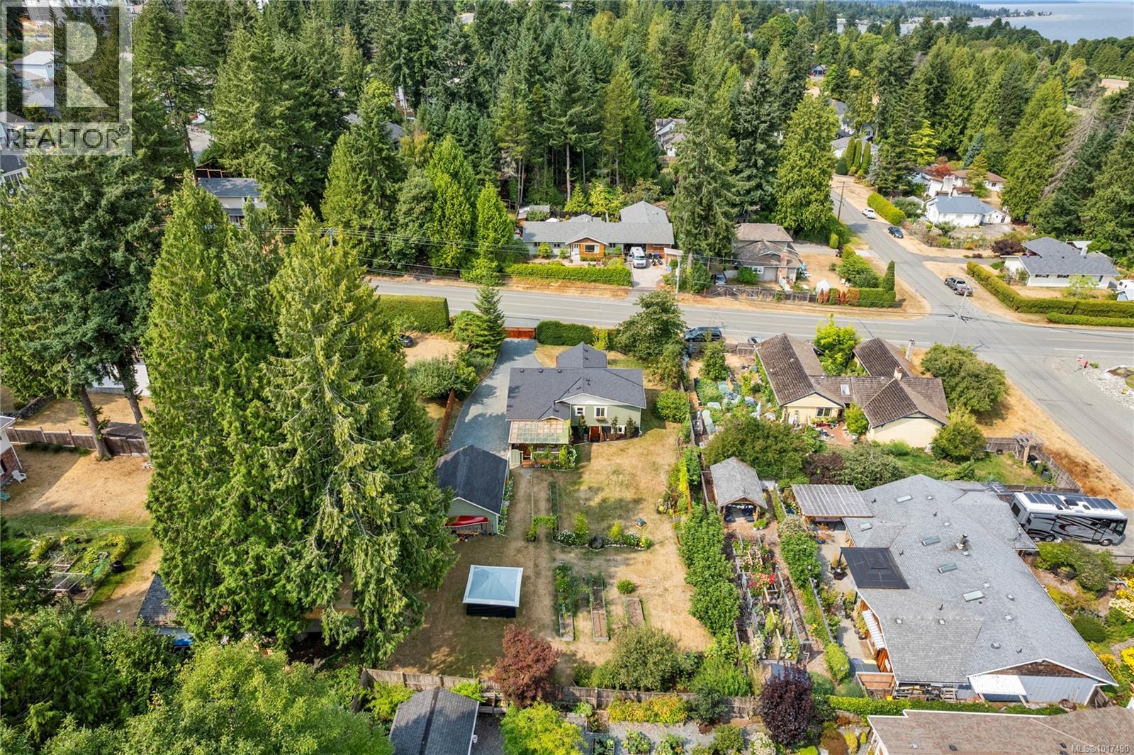 572 Berwick Rd, Qualicum Beach, British Columbia  V9K 1L1 - Photo 87 - 1017490