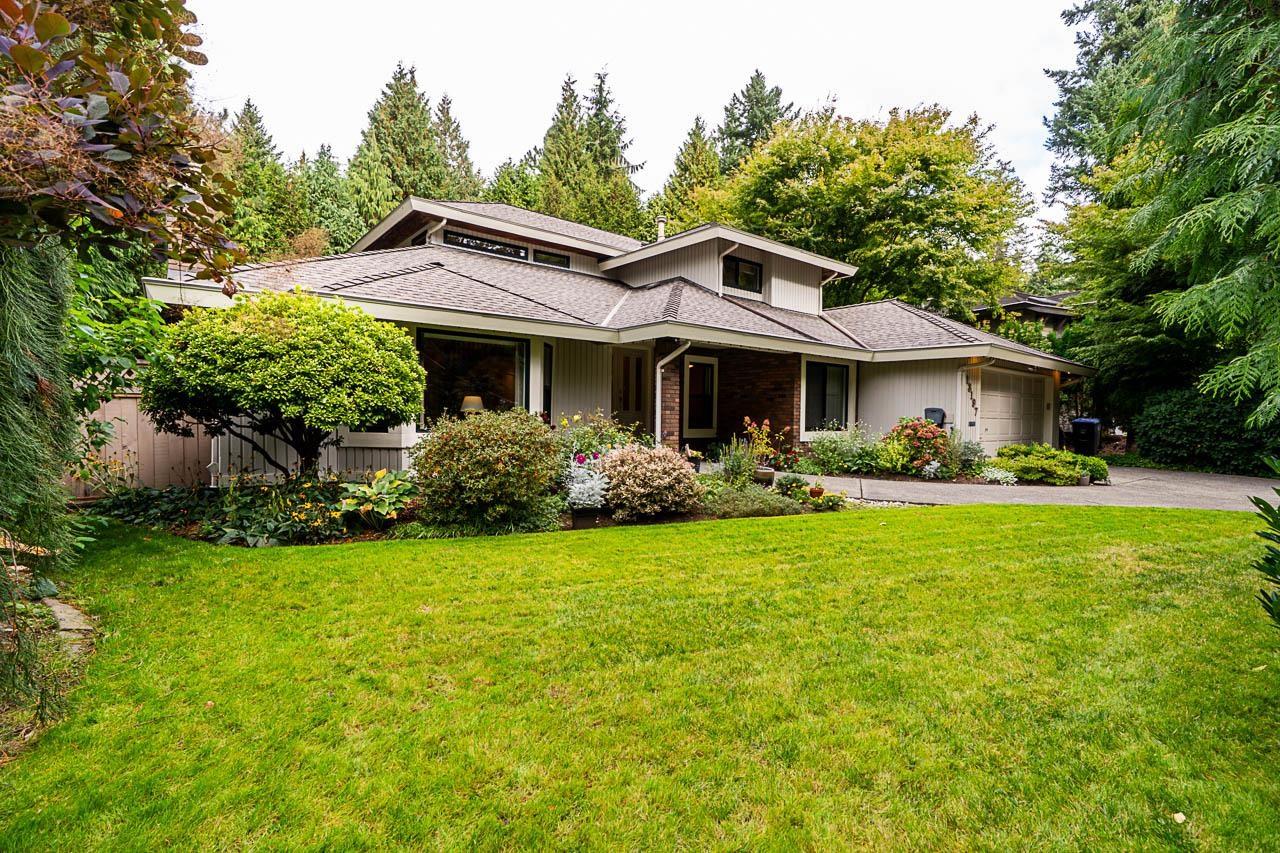 13197 Amble Greene Close, Surrey, British Columbia  V4A 6P9 - Photo 2 - R3057545