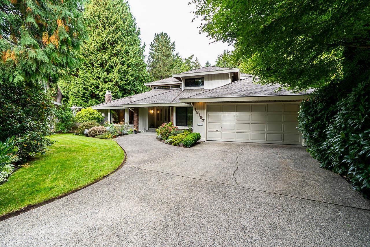 13197 Amble Greene Close, Surrey, British Columbia  V4A 6P9 - Photo 1 - R3057545