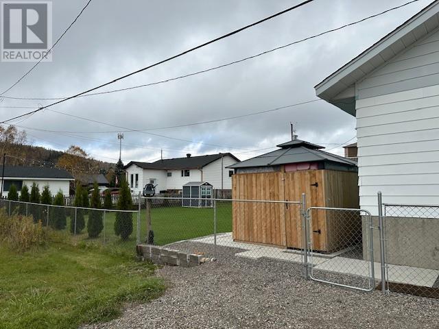 303 Peary St, Schreiber, Ontario  P0T 2S0 - Photo 5 - TB253202
