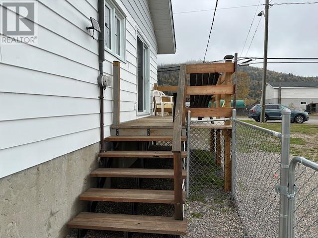 303 Peary St, Schreiber, Ontario  P0T 2S0 - Photo 6 - TB253202