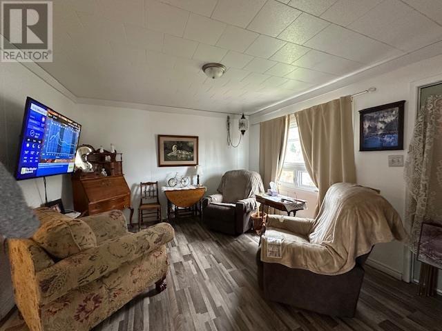 303 Peary St, Schreiber, Ontario  P0T 2S0 - Photo 8 - TB253202
