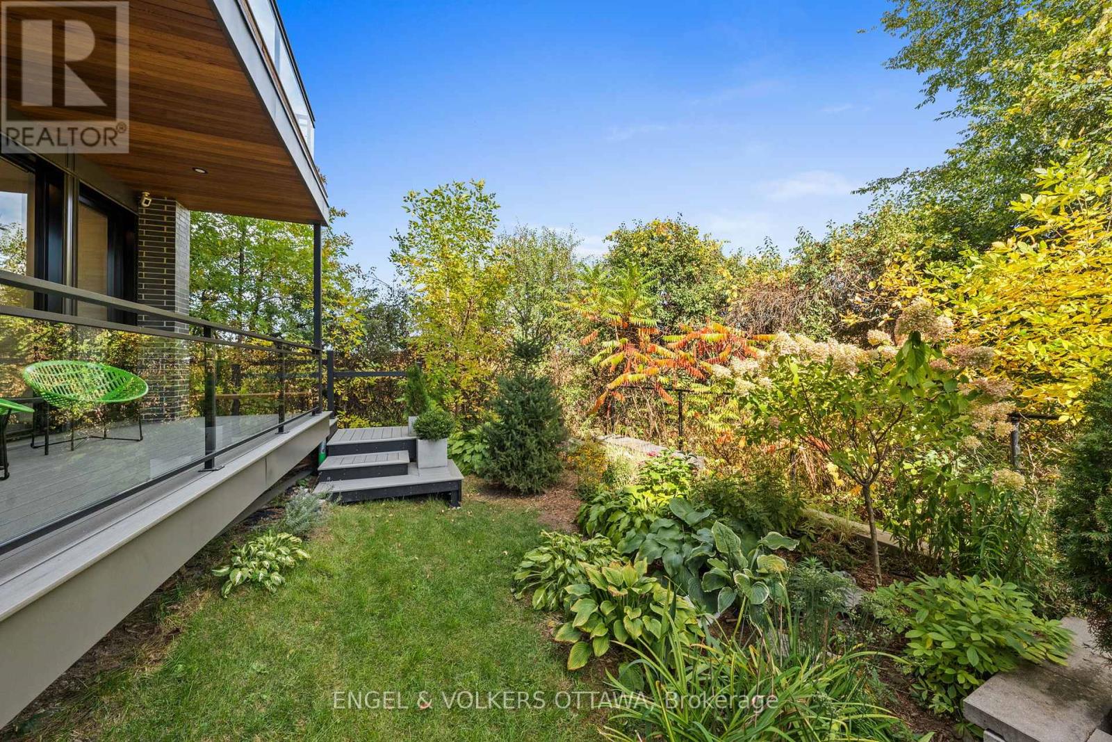 127 Peridot Private, Ottawa, Ontario  K2C 3M3 - Photo 7 - X12463032